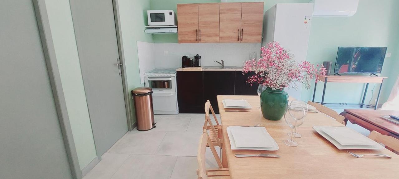 Apartament Location A La Semaine Néoules Zewnętrze zdjęcie